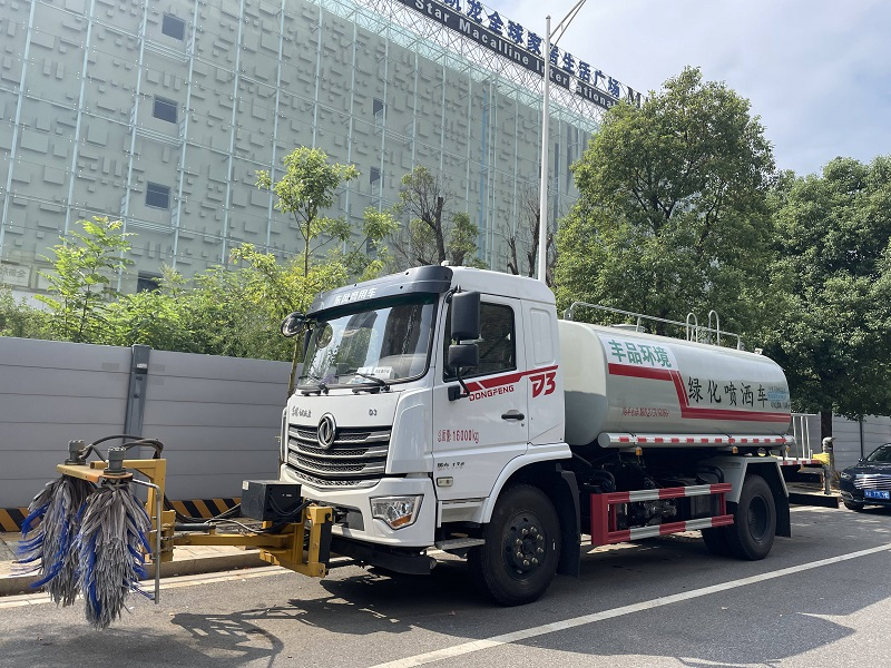 護欄清洗車