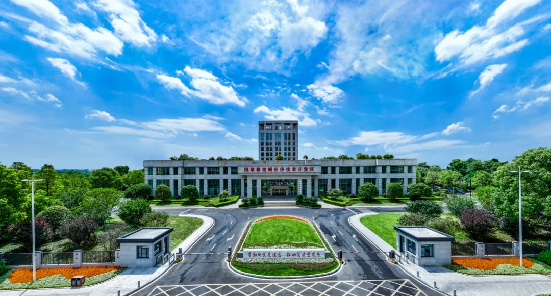 經開區(qū)綠化花墻項目